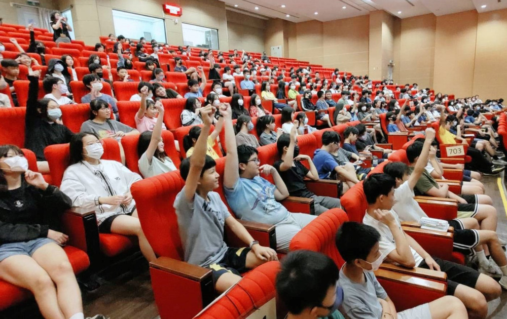 南科管理局協同實中廉政宣導 教導學子AI深偽技術下詐騙術