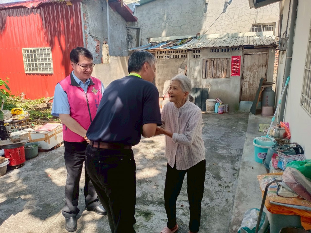花蓮榮服處攜手北榮玉里鳳林分院 端節前關懷住院及社區榮民眷