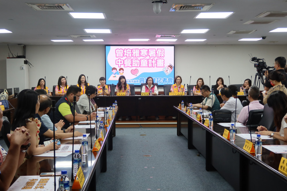 第13年持續送暖台南市議員曾培雅中餐助童計畫再啟動感謝志工與社會各界攜手相挺