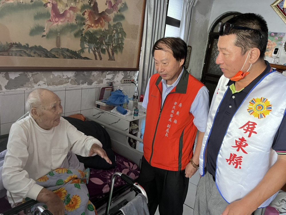 屏東榮服處劉曉明訪視榮民眷 落實關懷需求傳遞溫情