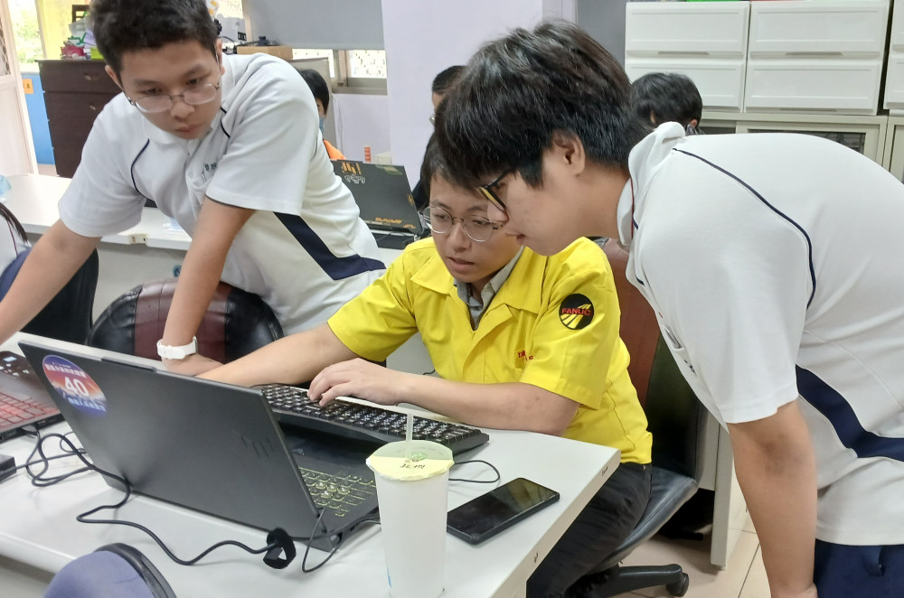 崑山科大聯盟課程邀Fanuc專家助陣 機器人技術扎根高中職 