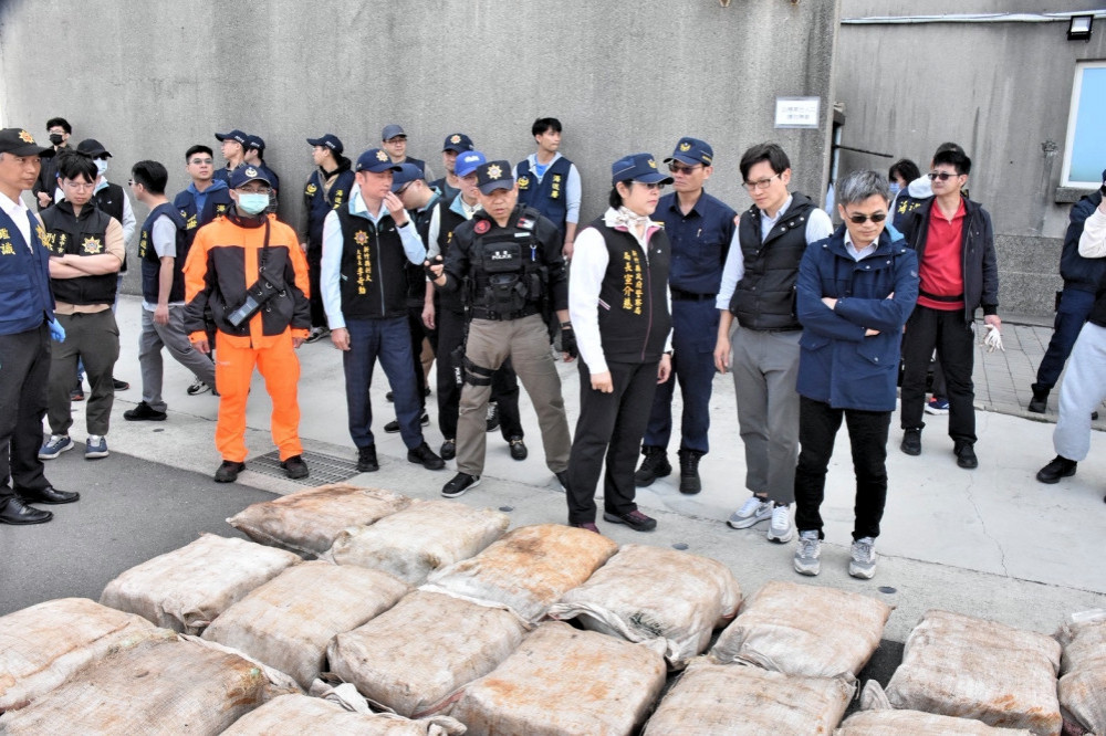 竹檢x竹警x海巡署　怒海緝毒聯手破獲1.6噸愷他命走私案市值破億震驚全台