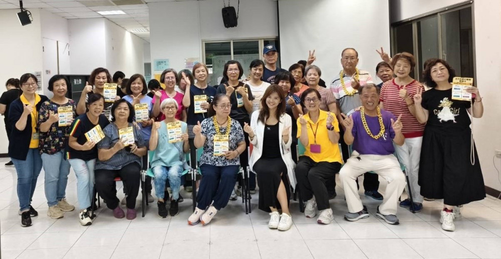 高榮南院樂活學苑學員動靜皆精彩！推樂齡課程助長輩活力自信