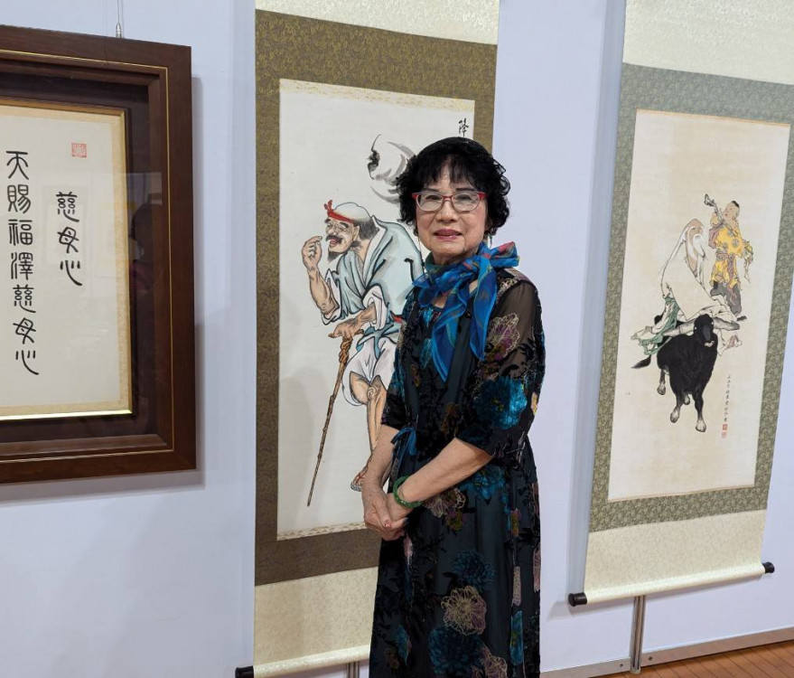 許黃彩好慈善藝舉淨化人心！彩墨緣結好畫藝水墨個展登場