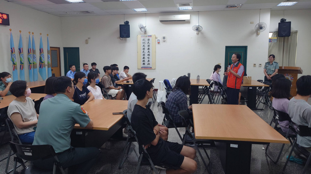 屏東榮服處支援國軍人才招募宣導入伍說明會 提供專業場地