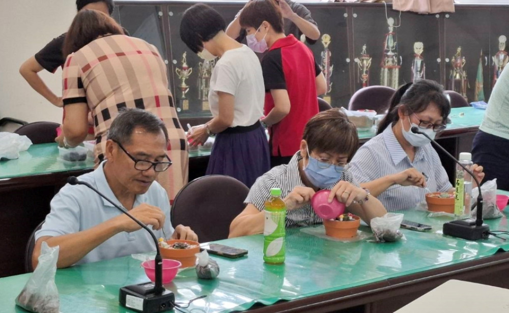 白河榮家辦護師公會研習 植栽紓壓提升日常生活