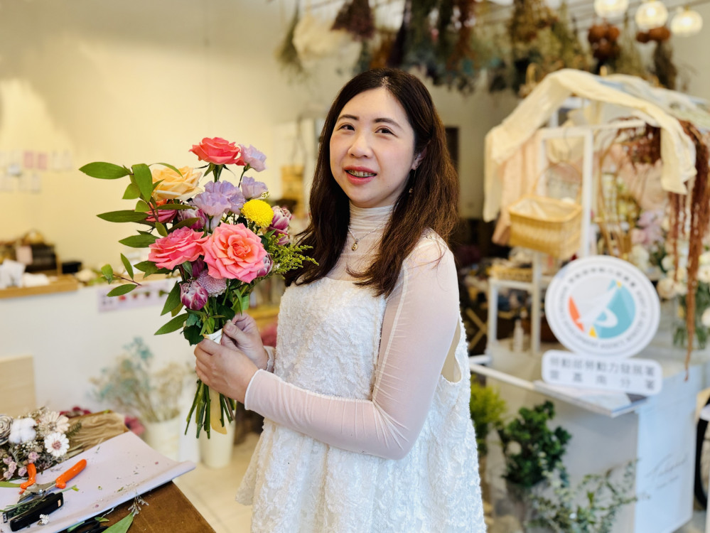 7年級闆娘微創鳳凰貸款助攻創業夢！打造永康人氣花藝店