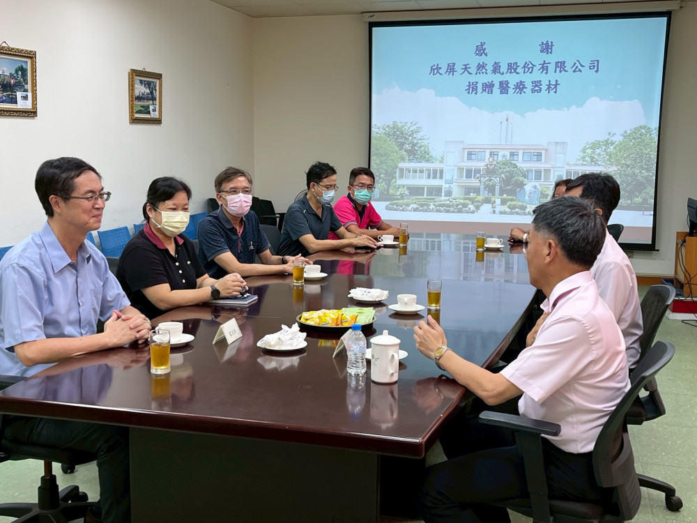屏東榮家感謝欣屏天然氣公司愛心捐贈 關懷長者健康
