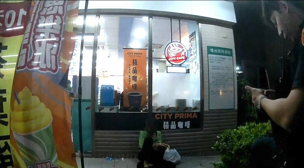 防詐勤務見溫情 南警助走失逾12小時6旬男平安返家