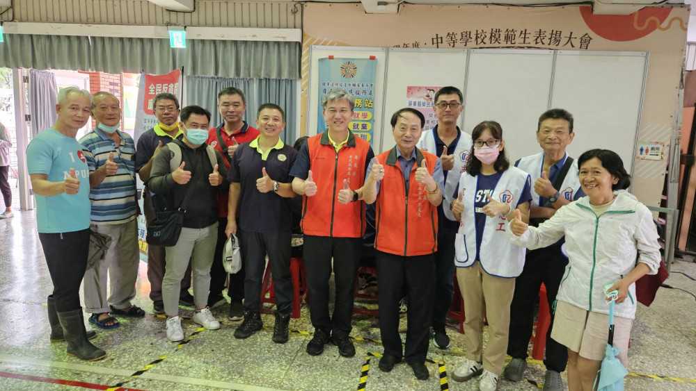 屏東榮服處攜手潮州就業徵才 協助退除役官兵職涯規劃