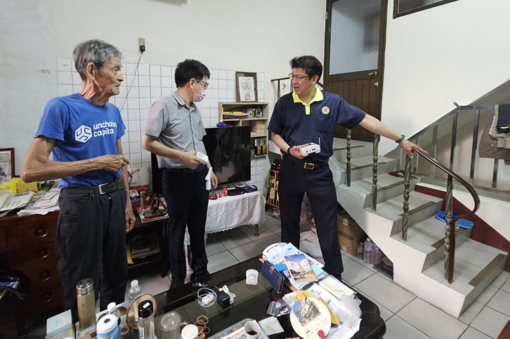 苗栗榮服處落實遠距居家照顧 關懷獨居榮民遺眷安全