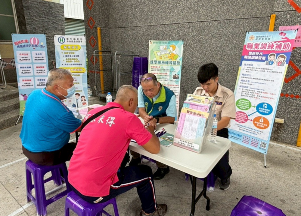 臺東榮服處結合就業中心 助退除役官兵眷屬就業