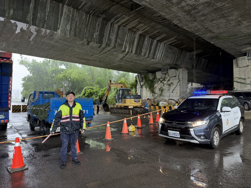 強降雨來襲！湖內警迅速啟動封橋應變  全力守護民眾安全