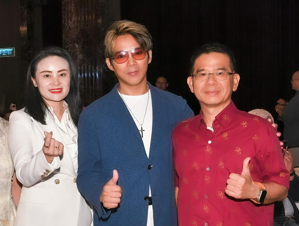 不老男神陳子強現身生技記者會 分享健康生活心法