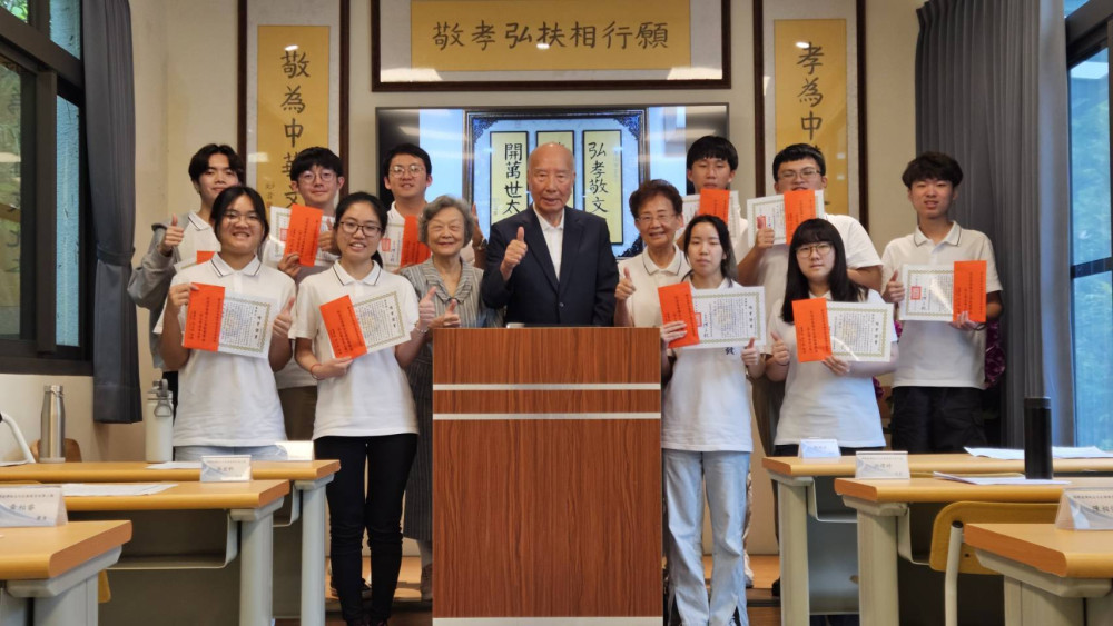 孝敬學堂儒釋道傳統文化札根教育班結業 學員：深入寶山收穫滿滿