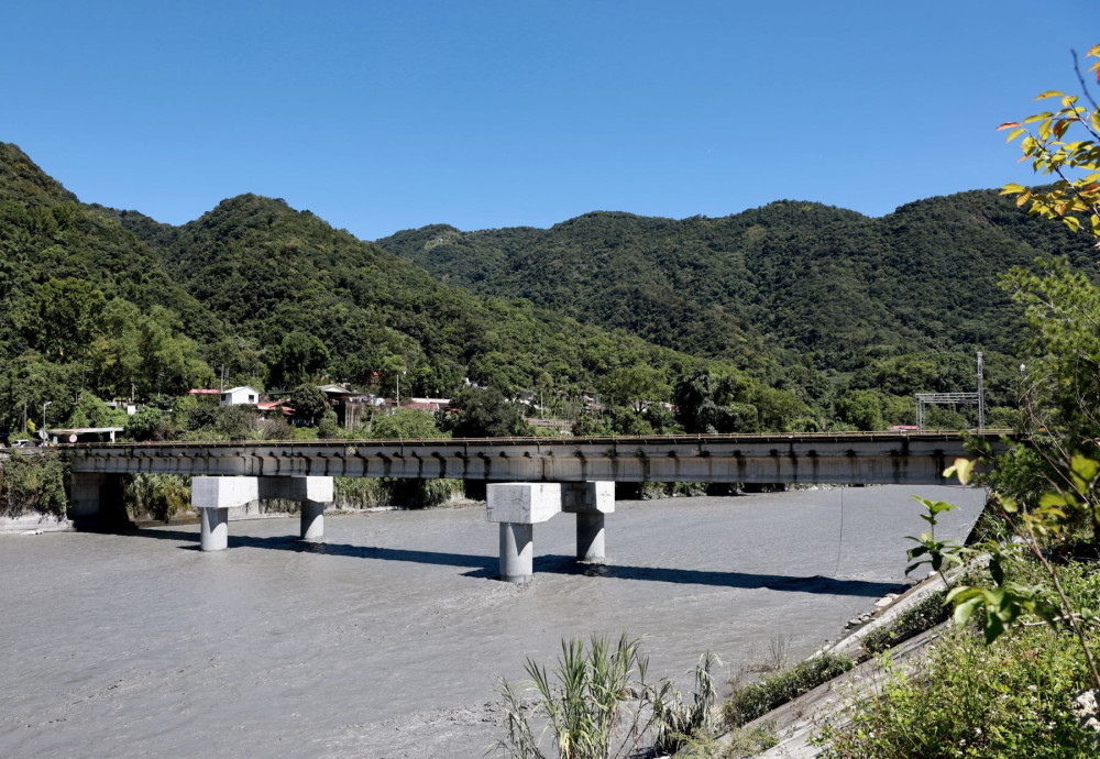 仁愛鄉新武界橋 災修復建工程完工通車