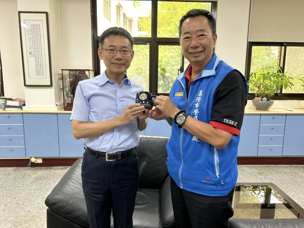 基隆榮服處拜會地區衛生局 深化推動輔導會安心御老安全網