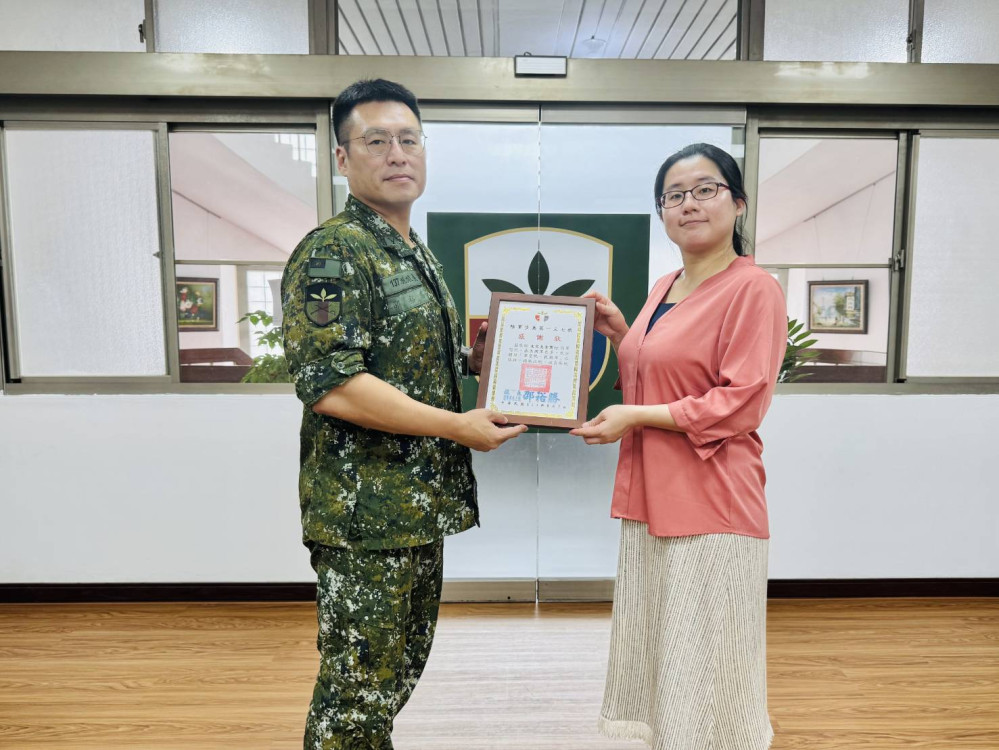 文定美食商行敬軍團 臺南慰勞陸軍203旅137旅官兵