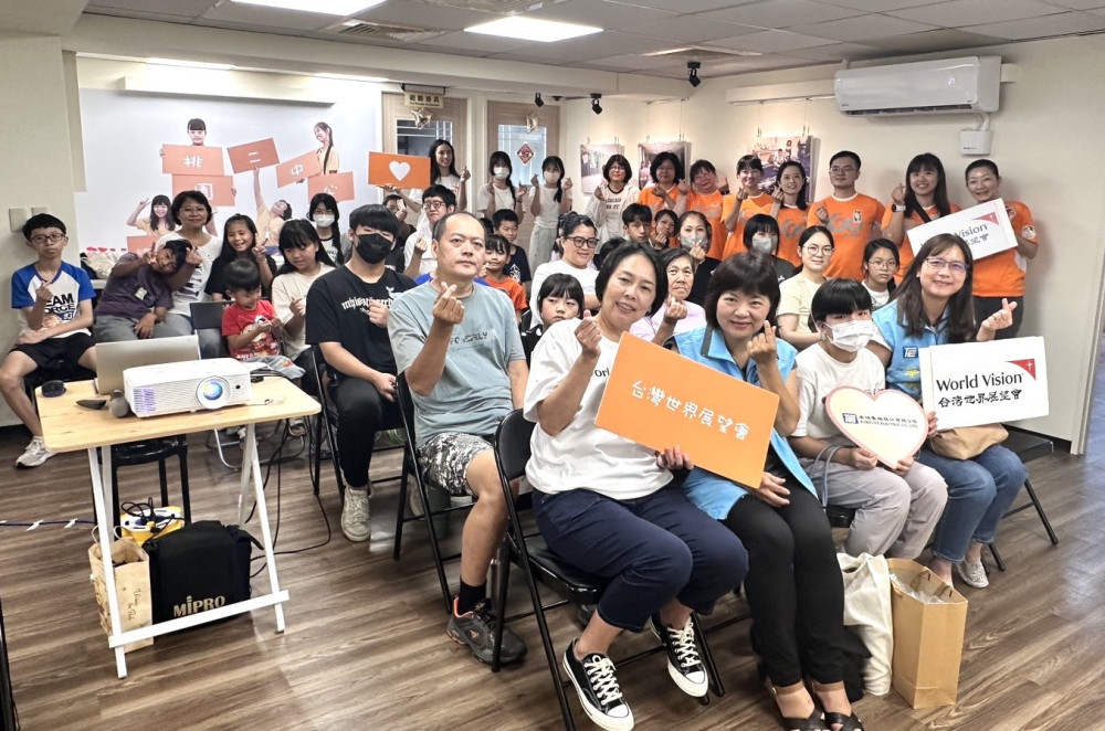 愛的起跑點、學習不缺席　世展會攜手愛心企業打造助學與防災支持系統