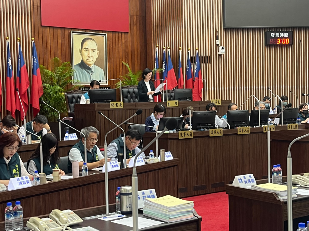 台南市議會因颱風調整議程 第 9 次臨時會順延至 18 日閉幕