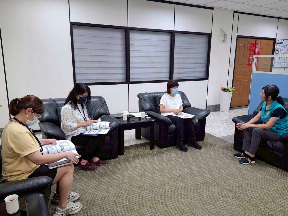 嘉義榮服處拜會衛生社會民政3局處 落實輔導會安心御老跨域合作