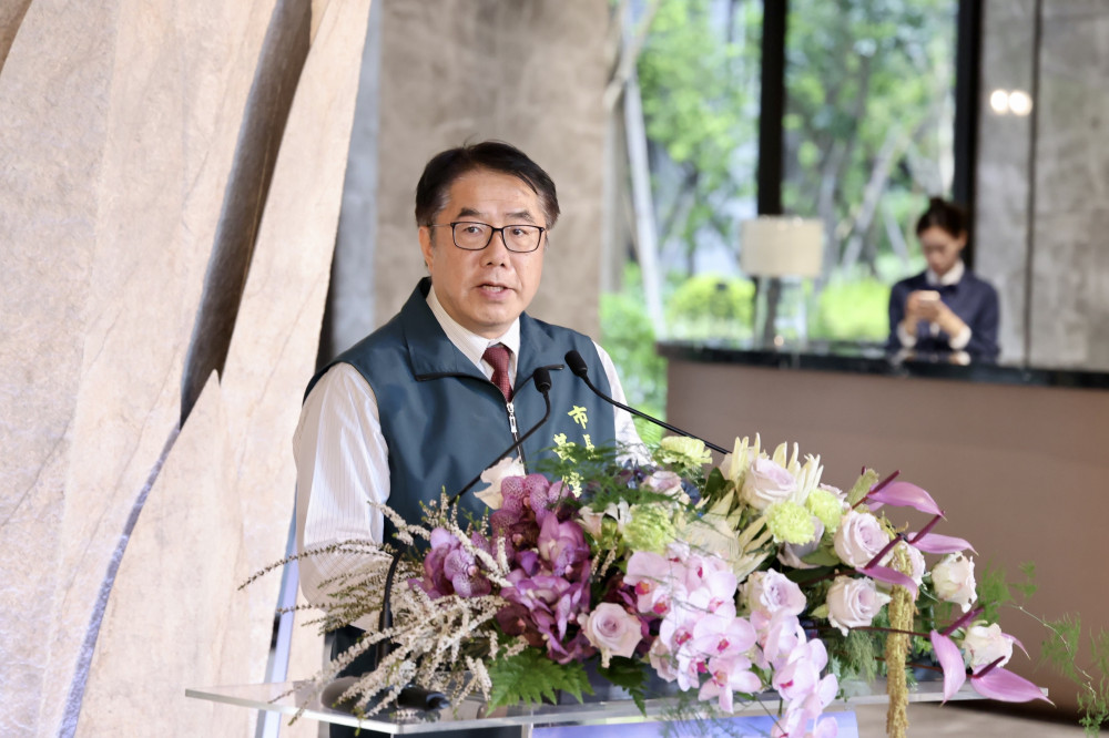清景麟集團聯手白天鵝建設捐 200 萬助台南災後重建