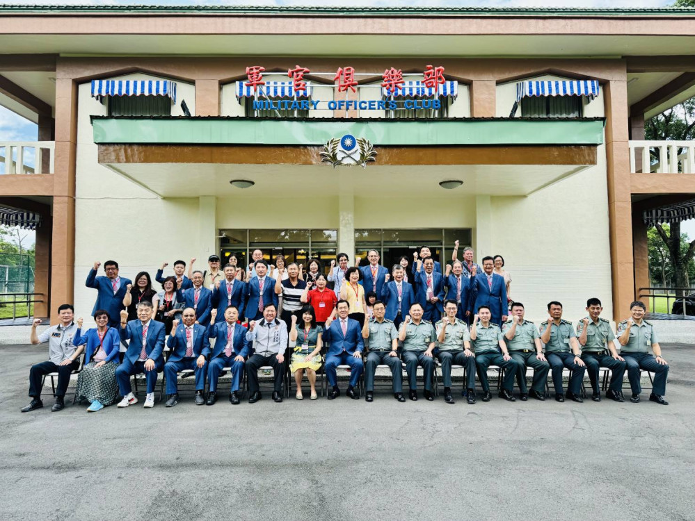 臺南進出口商業同業公會率團慰問國軍辛勞