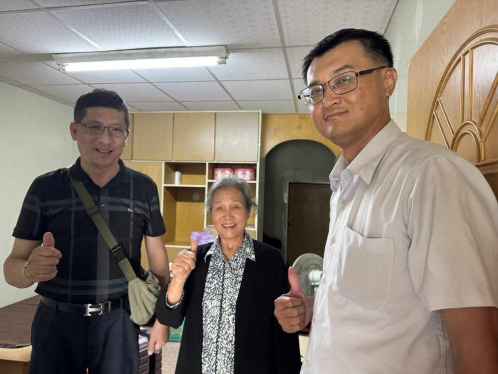 屏東榮服處助榮民遺眷吳阿姨返臺 圓滿完成探親團圓之旅   