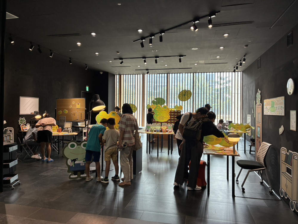台南市立圖書館推「蛙格互動展」 闖關測性格還能拿專屬書單