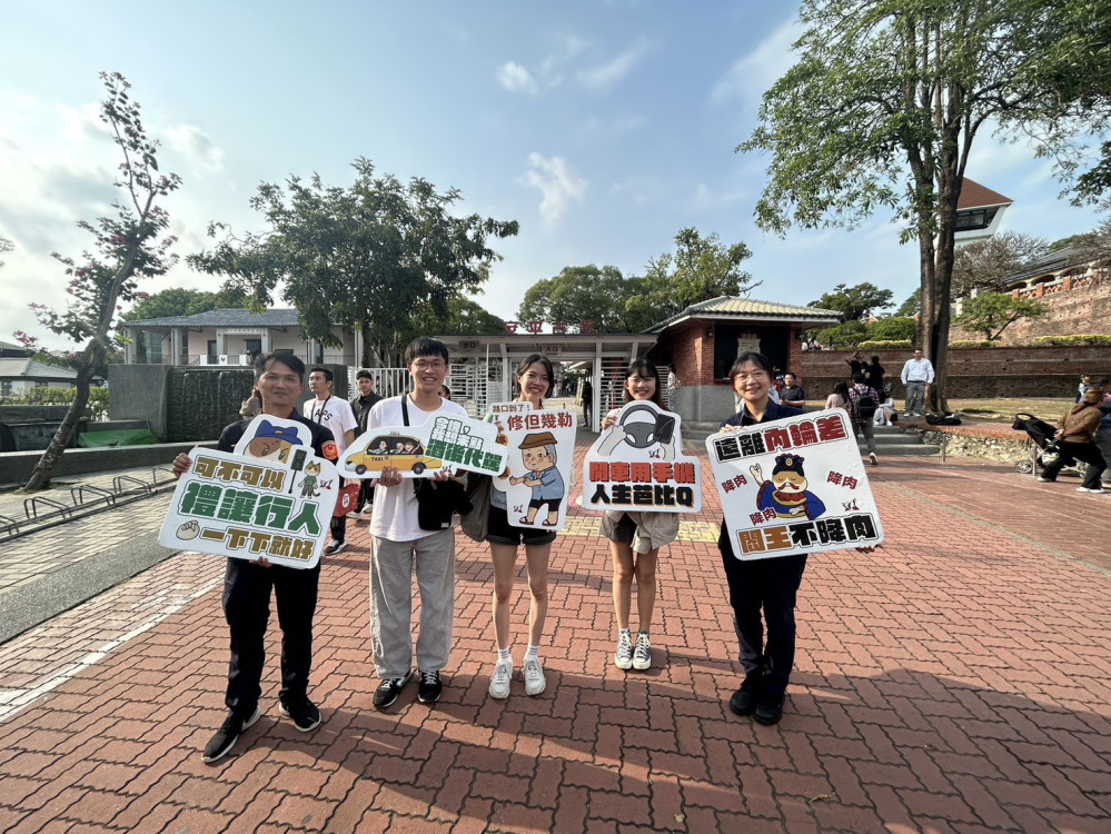 《主動出擊！安平警同一路口一晚連查三起酒駕，嚴正呼籲「酒後不開車、開車不喝酒」》