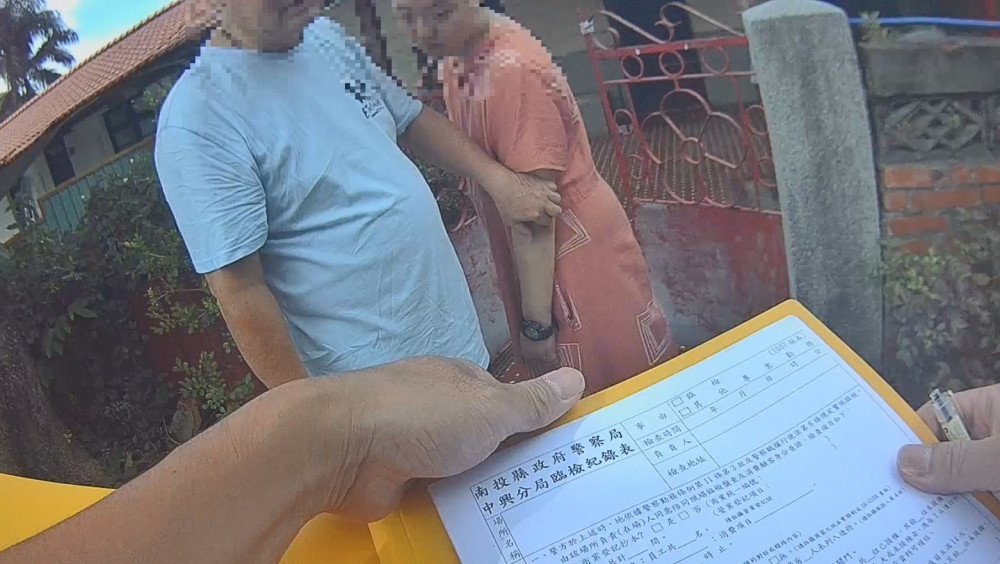 慢飛天使迷途無助  中興暖警護送返家