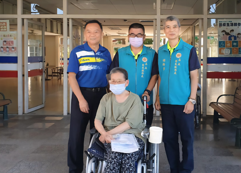 嘉義榮服處助低收遺眷入住榮家 落實照顧責任