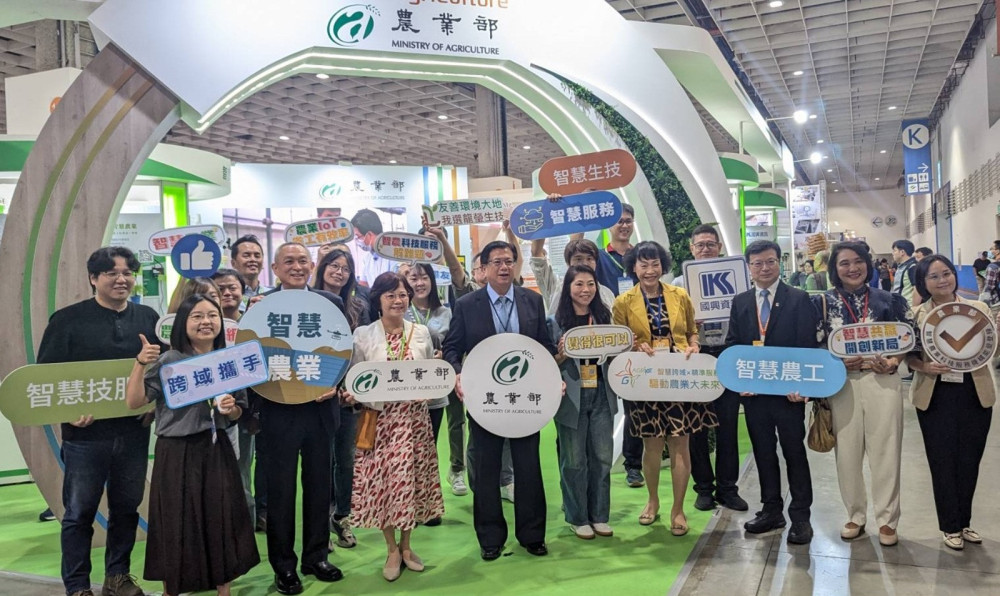 驚豔智慧農漁週　工研院科技牧場授粉、除草、投餵等作業AI一手包