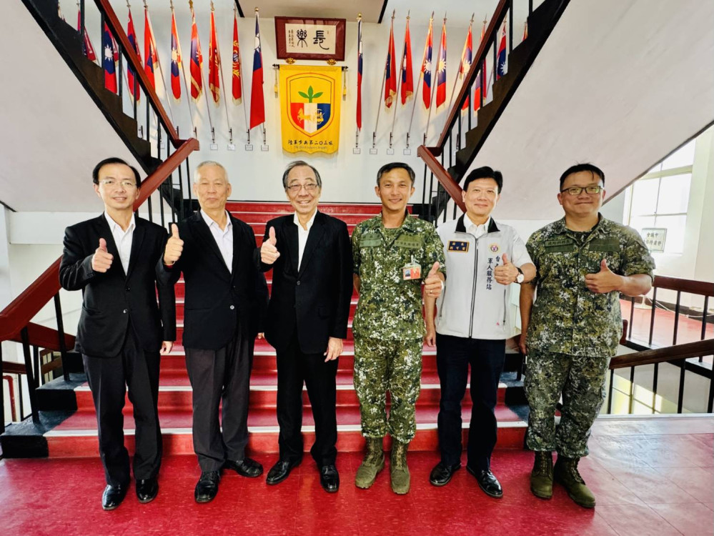 軍友保險公司秋節敬軍 慰勞臺南國軍部隊