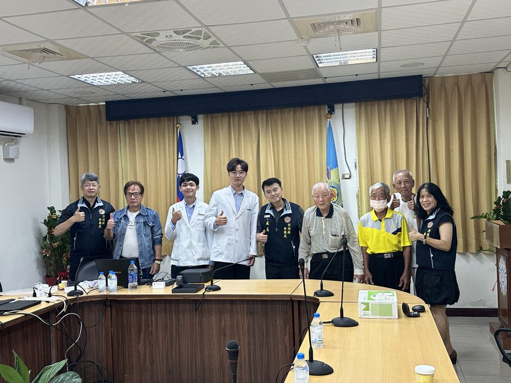 澎湖榮服處助聽器巡迴檢測服務 榮民揪感心