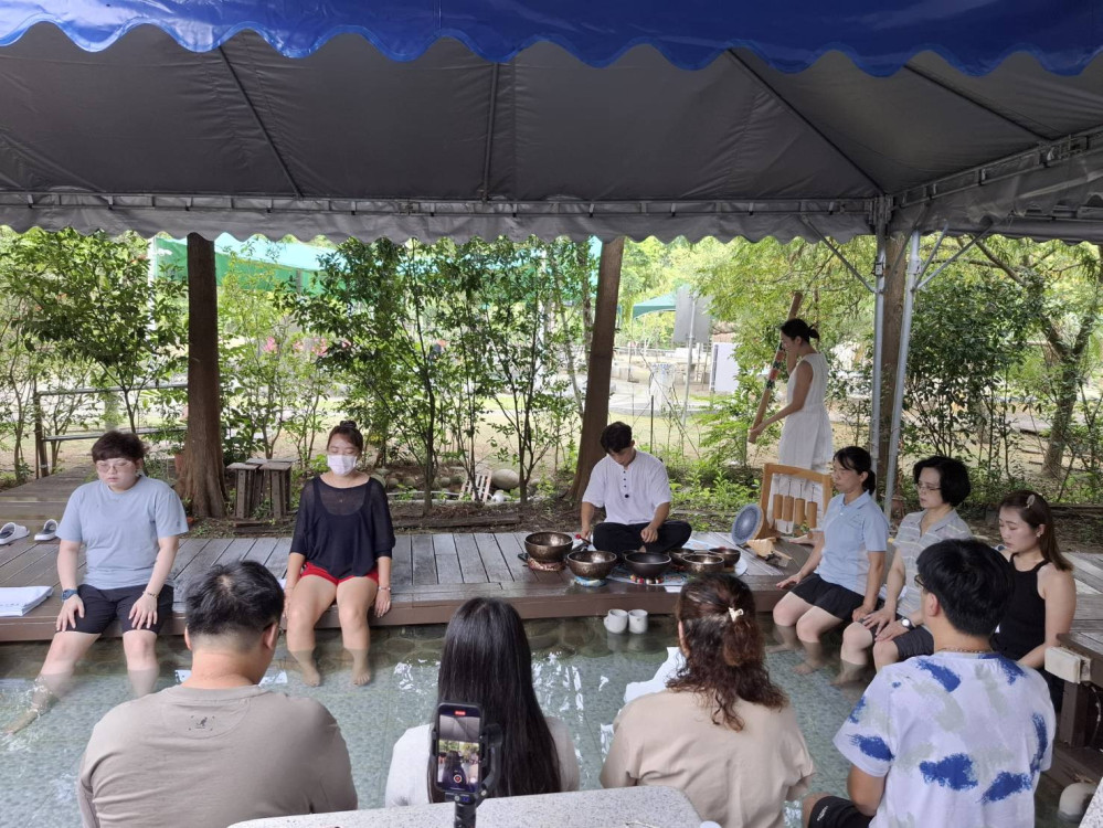 龜丹放鬆輕旅行教師節登場 湧泉頌音—溫泉×瑜伽×頌缽