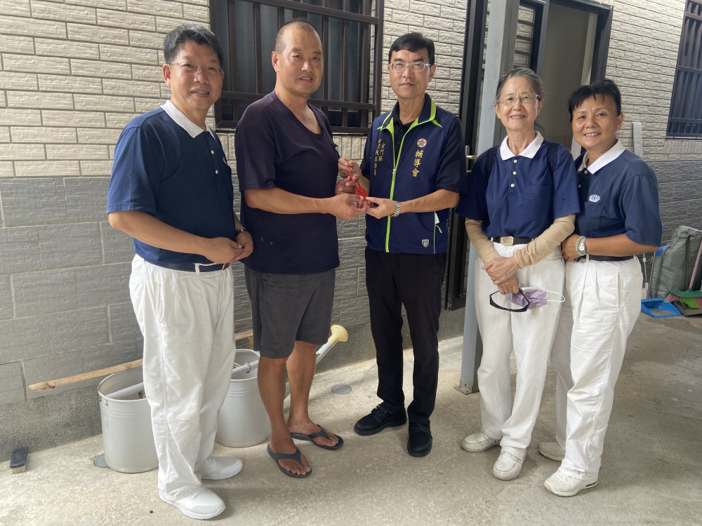 金門榮服處與慈濟地區分會改善長者居家安全環境