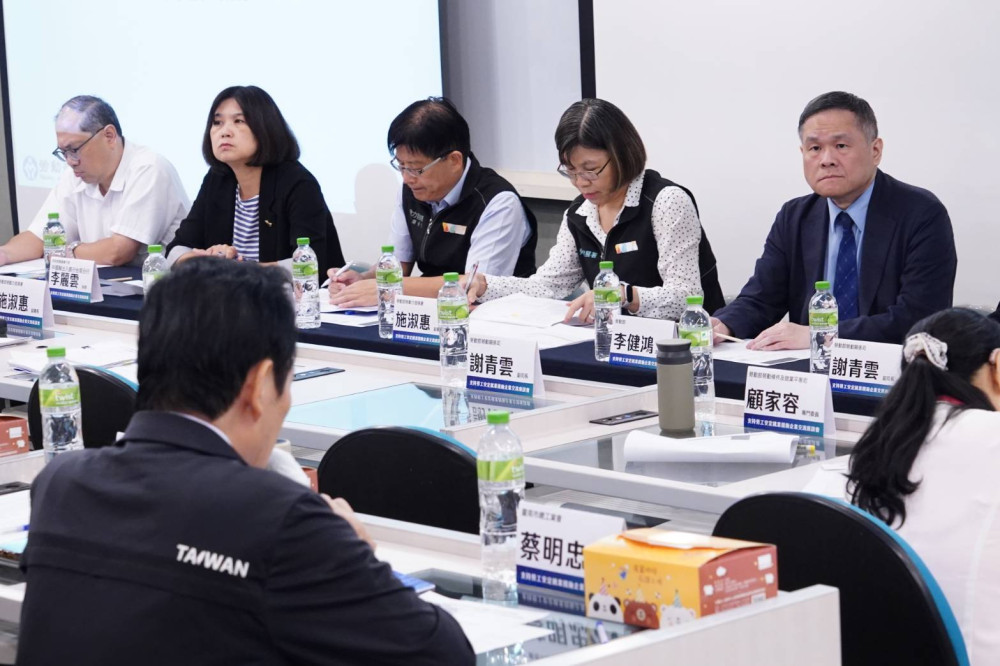 勞動部與雲嘉南企業面對面座談 6大措施支持安定就業