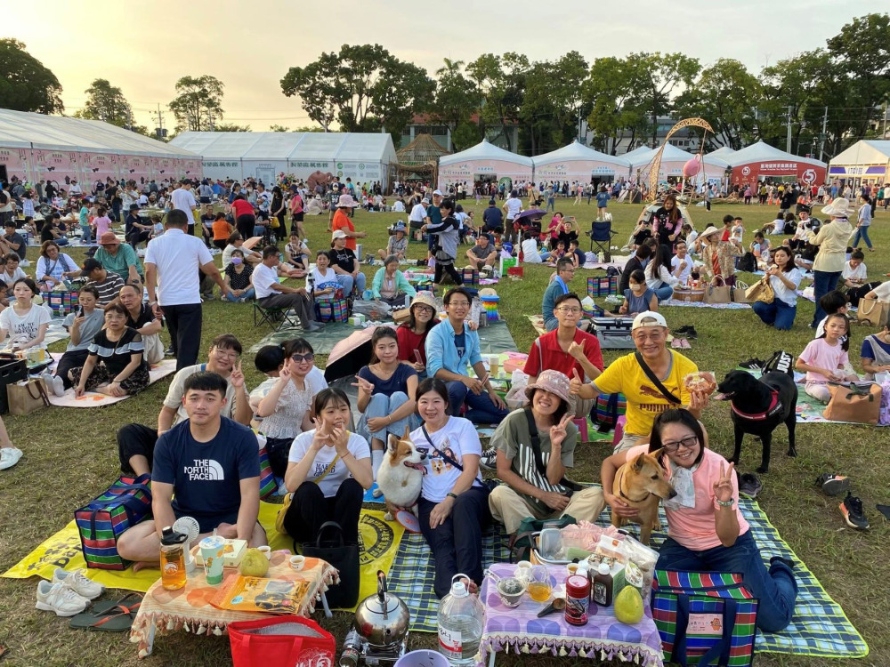 茶博會馬拉桑野餐趣 千人共享南投特色美食