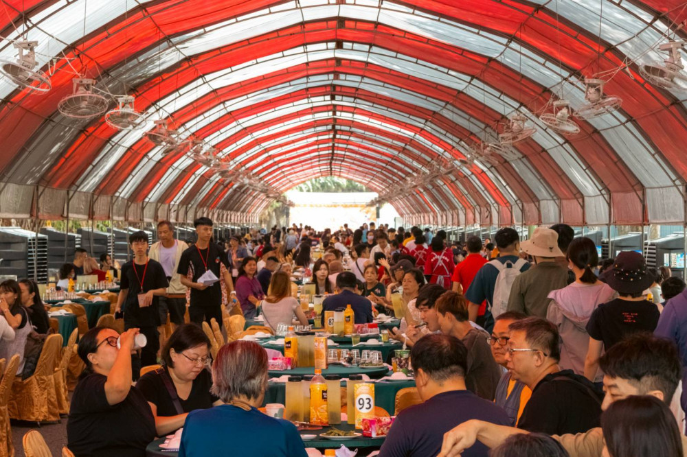 百桌盛宴開席奇美!2025 台南總舖師秋季辦桌「藝食交融」引饕客 百桌盛宴開席奇美!2025 台南總舖師秋季辦桌「藝食交融」引饕客
