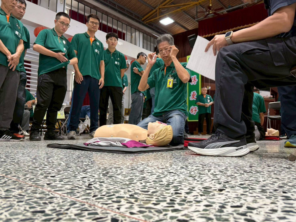 訓用合一練急救!台南警民力競賽 160 人同場競技,夯實社區安全基礎 訓用合一練急救!台南警民力競賽 160 人同場競技,夯實社區安全基礎