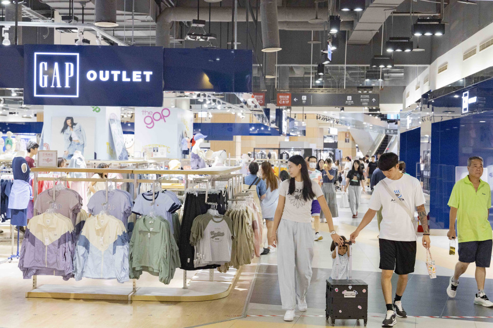 義大世界雙連假省很大！樂園15元入場 Outlet秋裝折扣潮流迷必看