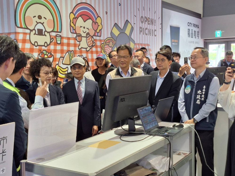 臺南資訊月-智霸AI科技展重磅登場