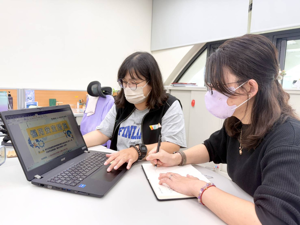 南分署安排專人服務主動聯繫 助減班休息勞工企業渡難關