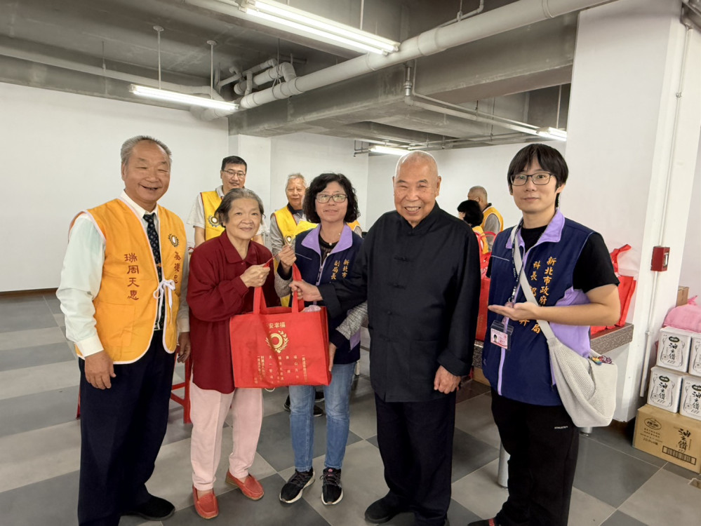 新北土城區福山天惠堂愛不停歇    連續29年送暖土城區弱勢家戶