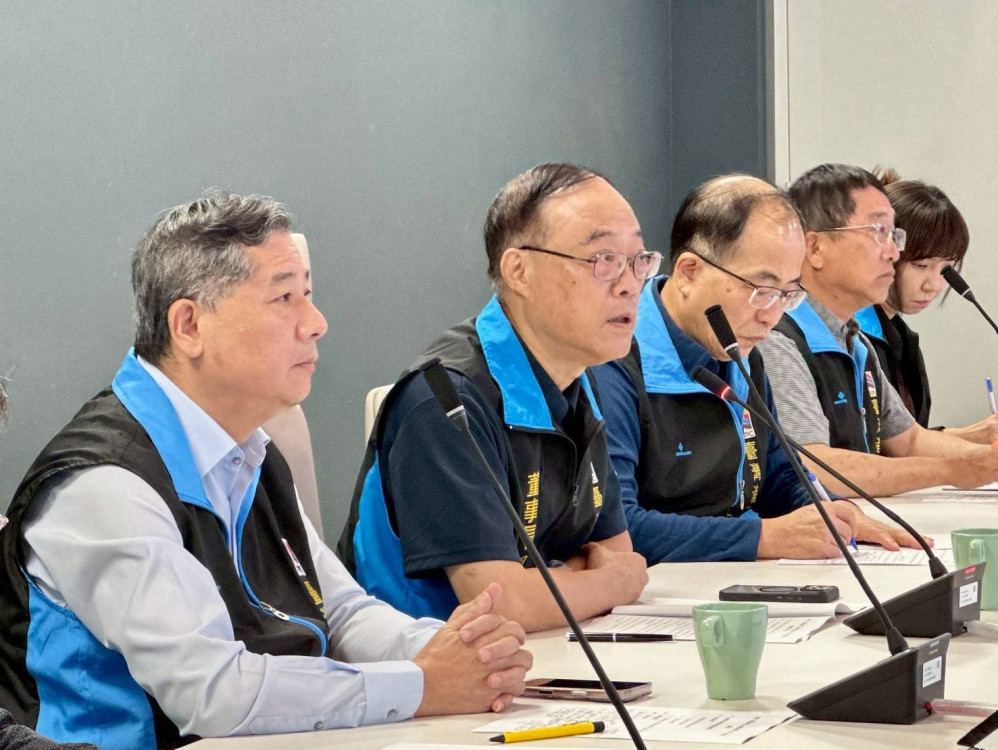 臺灣港務公司超前部署！鳳凰颱風來襲雙開防颱會議嚴陣以待