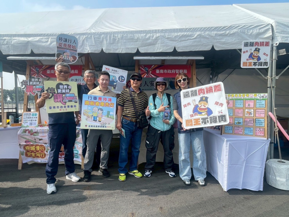 交通警察大隊進駐 ISUZU 賽事 寓教於樂宣導交通安全