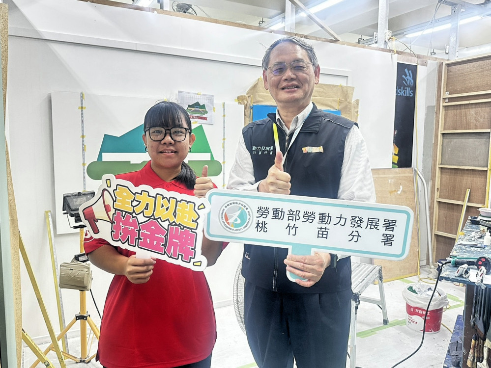 突破自我、爭取佳績　桃竹苗分署培訓新秀力拚第3屆亞洲技能賽漆作金牌