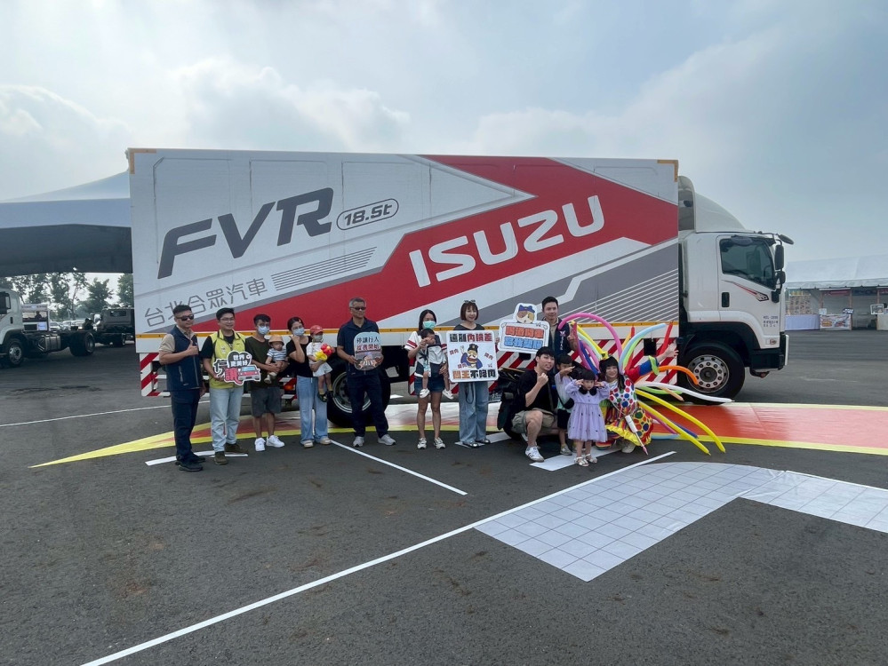 交通警察大隊進駐 ISUZU 賽事 寓教於樂宣導交通安全