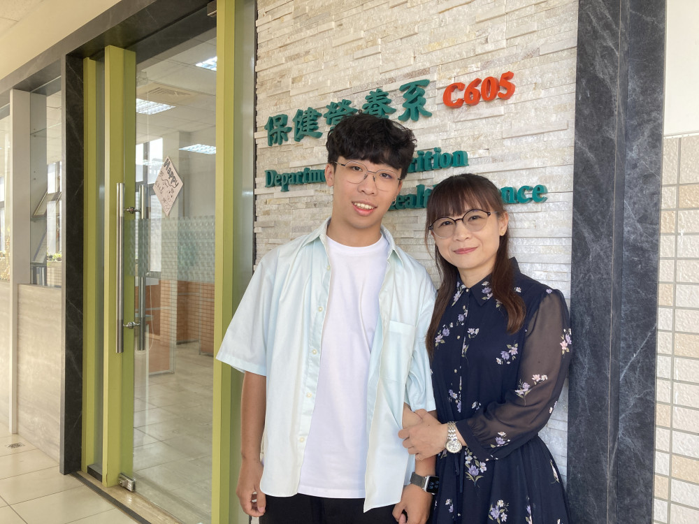 輔英科大保營系母子同窗！營養專業世代接力超吸睛